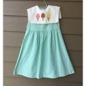 Hearts Designs vintage girls dress, size 8 Embroidery ice cream detail